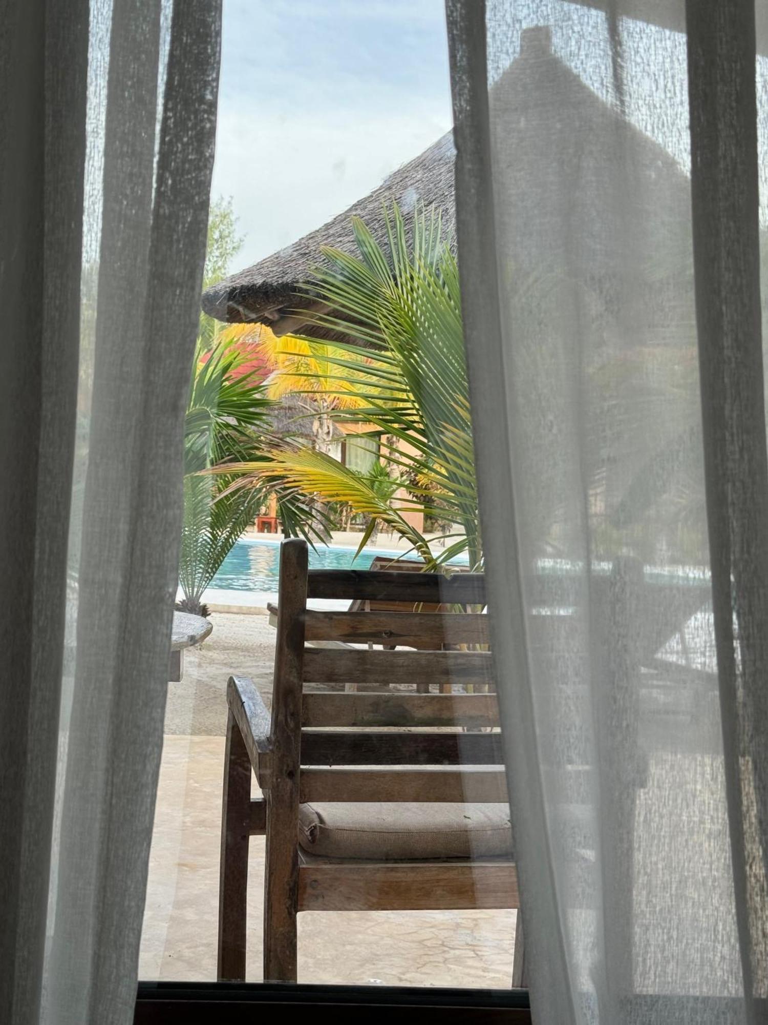Paje Blu Boutique Hotel Bagian luar foto
