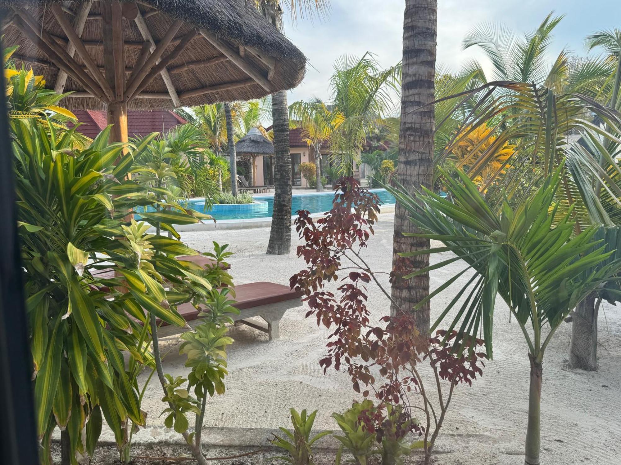 Paje Blu Boutique Hotel Bagian luar foto